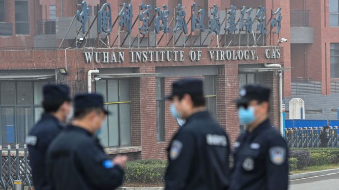 Ennesima fake news del New York Times su Wuhan, smentita dagli scienziati dell’OMS.