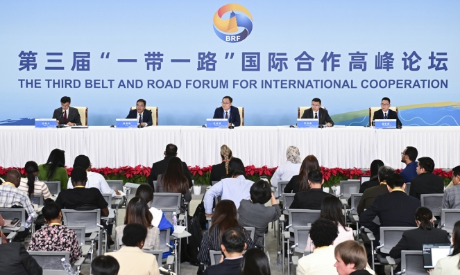 Pechino pronta per Belt and Road Forum: “Il mondo si aspetta la risposta della Cina alle sfide globali”.